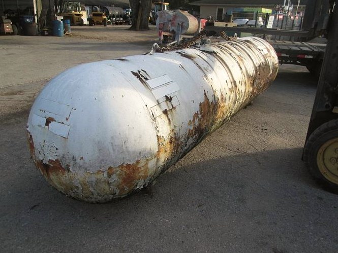 Refurbished 1,000 Gallon Propane Tank